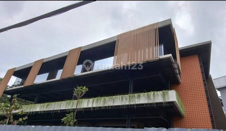 Gedung Komersil Mewah, Pejaten Barat Area 3