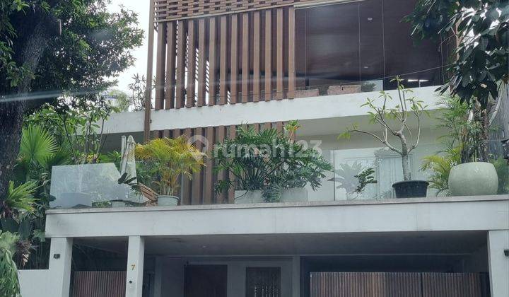 Rumah Furnished Mewah, Radio Dalam Area 9