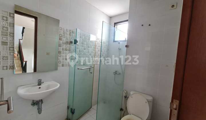 Rumah Townhouse Bagus, Kebagusan Area 14