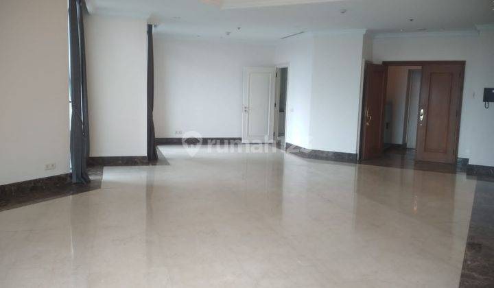 Apartemen Four Seasons, 3br, 198sqm, Summer Tower, Unfurnished  1