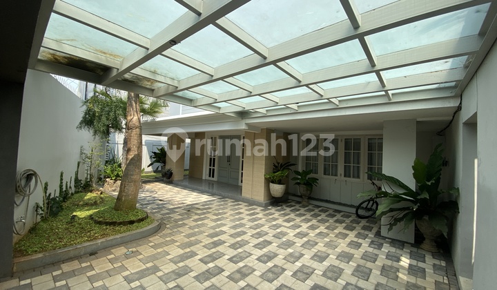 Rumah Bagus di Kawasan Bisnis Strategis Kuningan , Jakarta Selatan