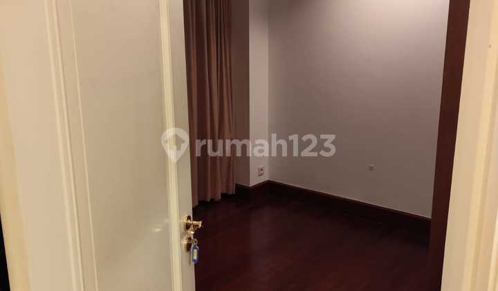 Four Seasons Apartment, 3BR, 198 sqm, Unfurnished, Spring Tower 2