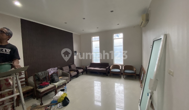 Nice Shop House in Pondok Indah Area 2