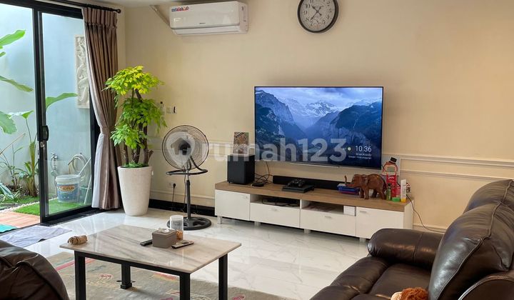 For Sale Giri Suvarna Cluster House Size 8x20 For Sale Giri Suvarna Cluster House Size 8x20