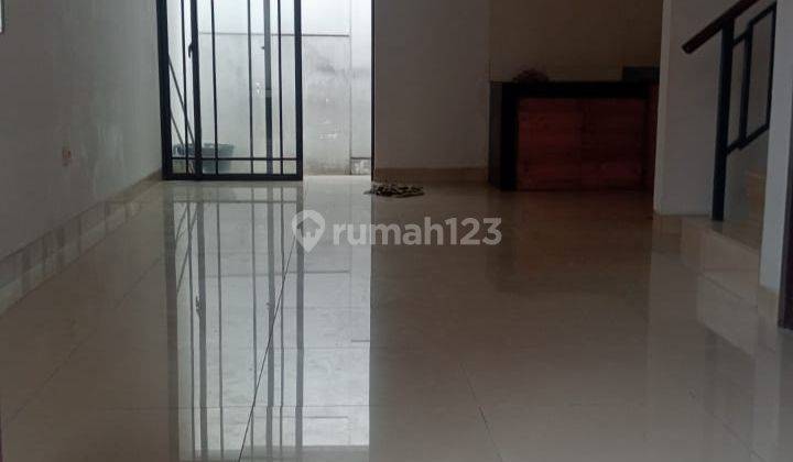 Rumah 2 Lantai Green Lake City (jual Cepat) 1