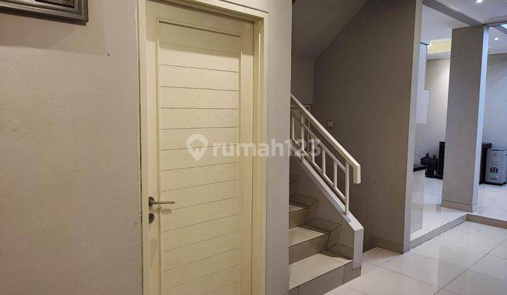 Dijual Rumah Purimansion 2,5 Lantai Full Renov 3