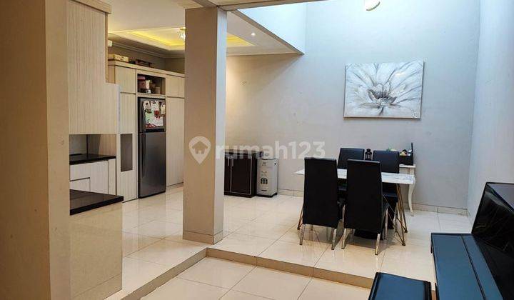 Dijual Rumah Purimansion 2,5 Lantai Full Renov 7