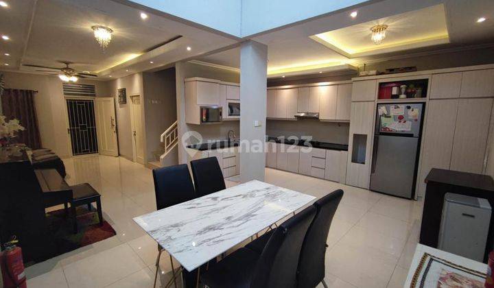 Dijual Rumah Purimansion 2,5 Lantai Full Renov 14