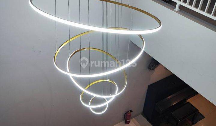 Dijual Rumah Purimansion 2,5 Lantai Full Renov 23