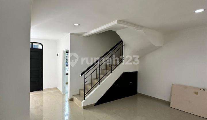 For Sale Brand New House In Sector 1, Gading Serpong