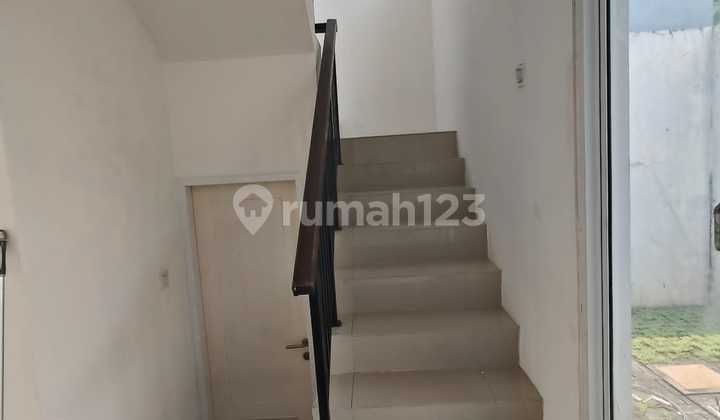 Dijual Rumah 2 Lantai Di Riviera Gading Serpong 2
