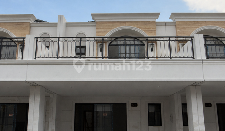 For Rent House Bukit Nirmala 6X15 Pik 2