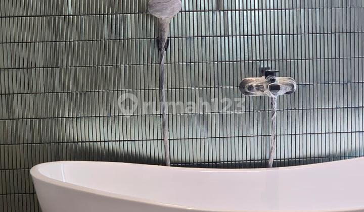 For Sale New Standalone Building House in Foresta BSD 2