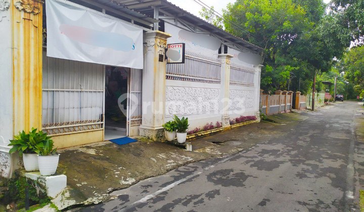 Rumah Nyaman Dekat Perkantoran dan Perbankan Karanganyar Kota Rumah Nyaman Dekat Perkantoran dan Perbankan Karanganyar Kota