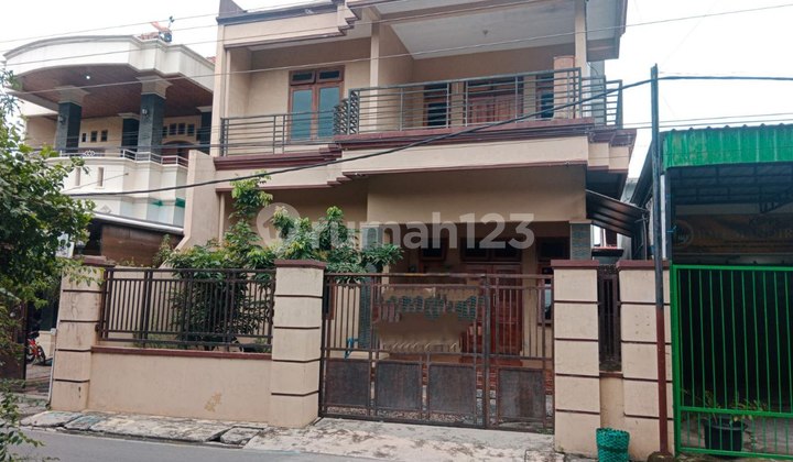 Rumah Strategis Serengan Dekat Solo Baru 1