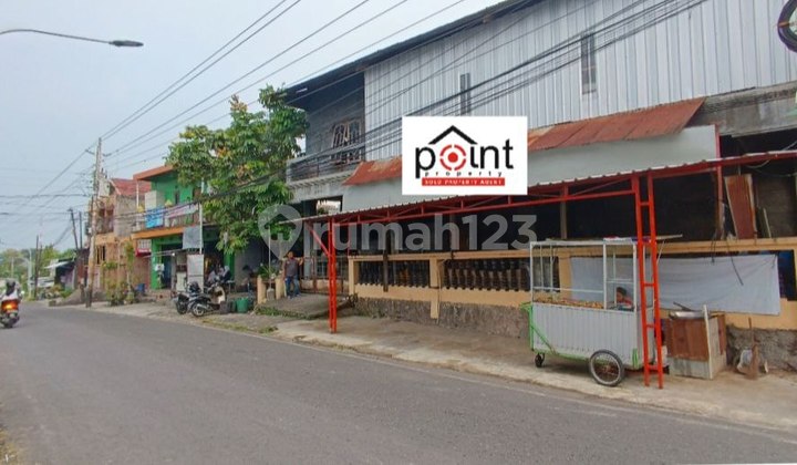 Gudang murah strategis kawasan bisnis jalan raya di Mojosongo Jebres Surakarta 1
