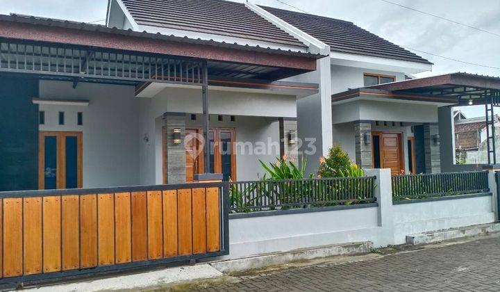 Rumah cantik cluster nyaman siap huni di di Purbayan Gentan Solo 1