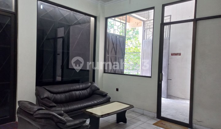 Gudang rumah dan kantor di Kadipiro Banjarsari Solo 9