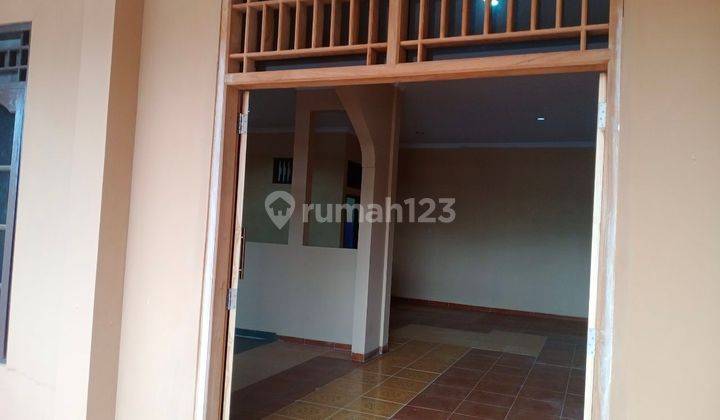 Rumah  2 Lantai SHM di Mojosongo Jebres Surakarta 4