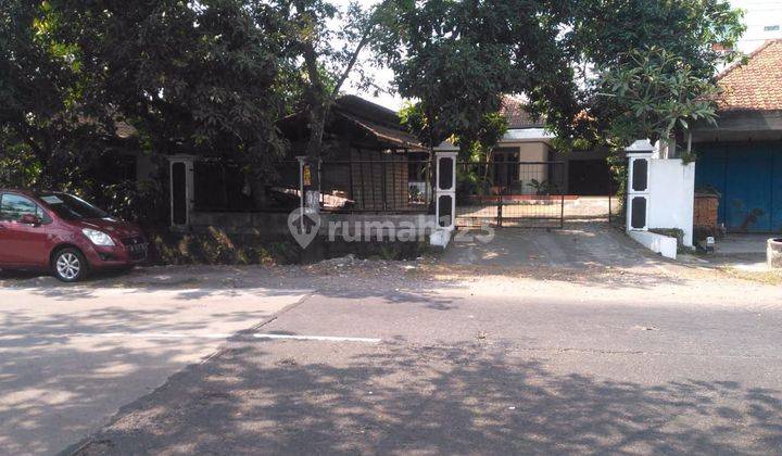 Rumah luas tepi jalan buat usaha di Gondangrejo Karanganyar 6