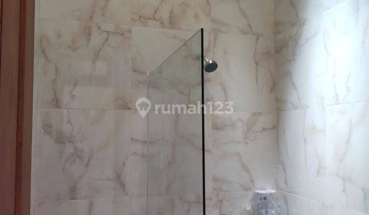 Rumah mewah dekat graha saba di Banyuanyar Banjarsari Solo 9