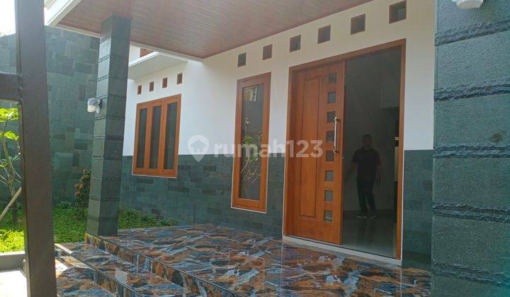 Rumah mewah dekat graha saba di Banyuanyar Banjarsari Solo 14