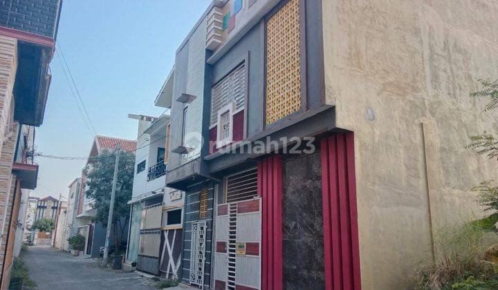 Rumah kos aktif UMS dekat jalan raya di Gonilan Kartasura  1