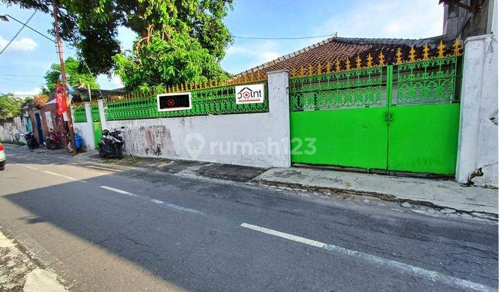 Rumah MURAH luas tengah kota di Purwosari Laweyan solo  1