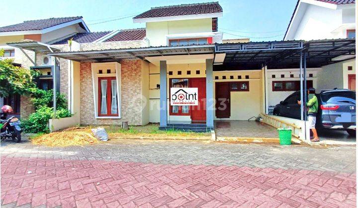 Rumah Cluster Minimalis dekat Jalan Adi Sucipto Colomadu 1