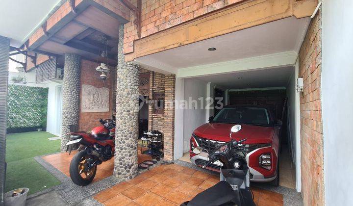 Rumah mewah 2 lantai siap huni dekat ums di Gonilan Kartosuro  2