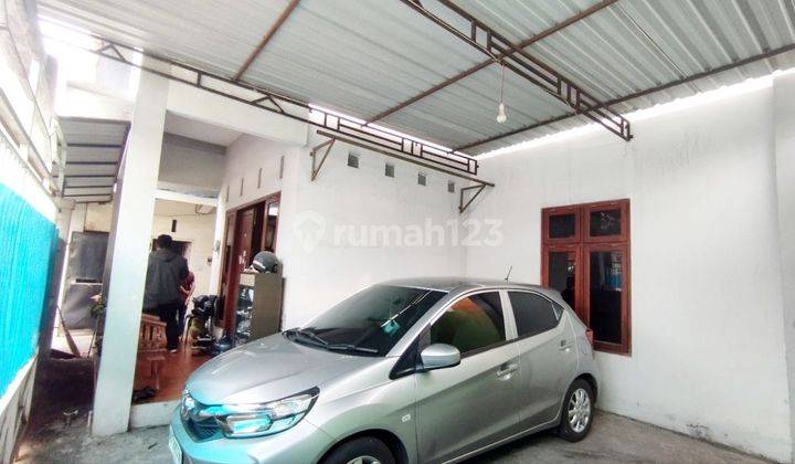 Kos Putri 20 Pintu Dekat Kampus Usb & Poltekes Mojosongo Jebres  2