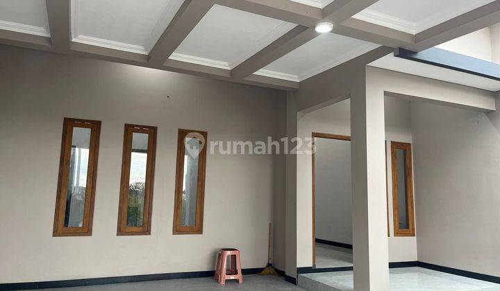 Rumah Minimalis 2 Lantai Dekat Al Azhar Solo Baru  2