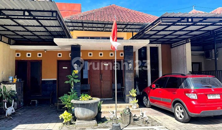 Rumah Cluster Tengah Kota Dekat Aston Hotel Solo Rumah Cluster Tengah Kota Dekat Aston Hotel Solo