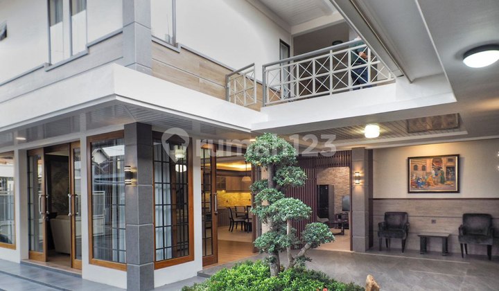 Rumah Mewah Full Furnished Tengah Kota Slamet Riyadi Solo Rumah Mewah Full Furnished Tengah Kota Slamet Riyadi Solo