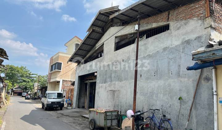 Cheap Mini Warehouse Near Konimex Cemani Solo