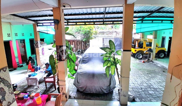 Women's Boarding House 21 Door Near Kamlus Ums In Pabelan Surakarta 2