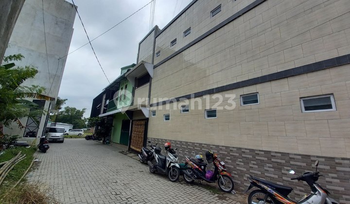 Kost 14 Rooms Strategic Campus Area of UMS Surakarta 2