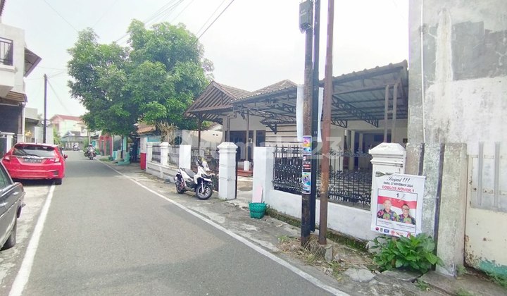 Rumah Strategis Luas 303m Tengah Kota Solo Square Mall 2