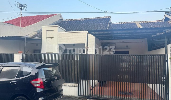 Comfortable Cluster House Near Alana Hotel Blulukan Colomadu 2