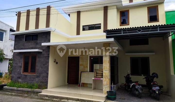 Rumah Cluster 2 Lantai Dekat Masjid A Aqso Gentan Solo 1