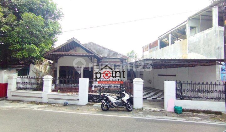 Rumah Strategis Luas 303m Tengah Kota Solo Square Mall 1