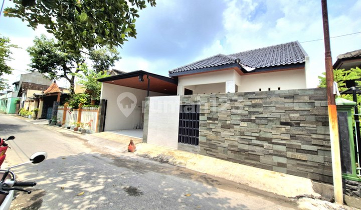 Rumah Baru Srategis Dekat Gedung Graha Saba Banyuanyar 2