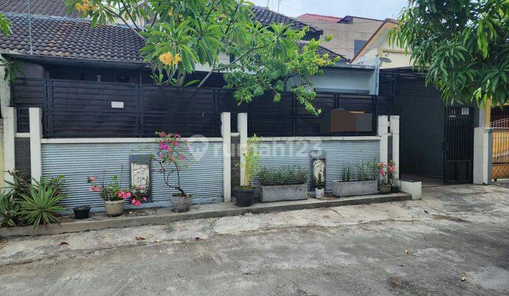 Rumah Luas Nyaman Di Fajar Indah Surakarta  2