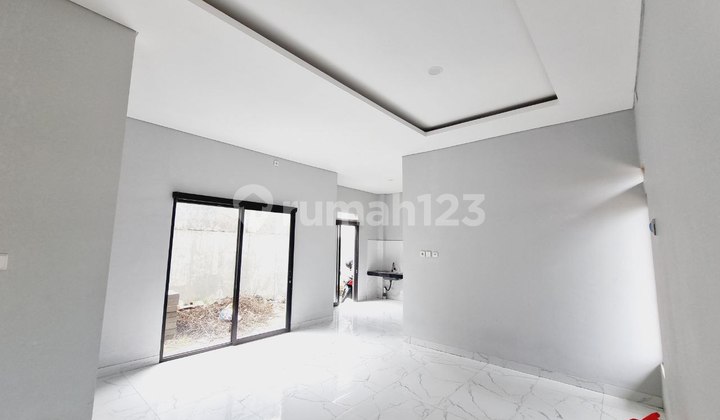 Ready-to-Occupy Minimalist House in Manang Near Solo Baru 2