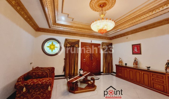 Rumah Mewah Royal Luxury Kawasan Eite Solo Baru 2