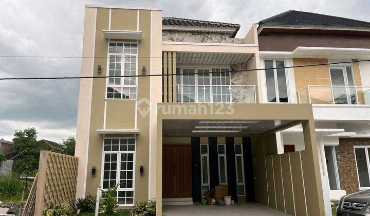 Rumah Minimalis 2 Lantai Dekat Bandara Solo  1