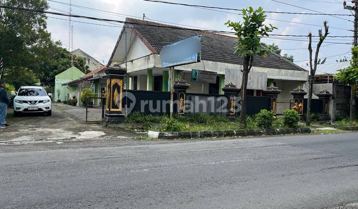 Ruang Usaha Bagus Buat Hotel Gudang Tepi Jalan Raya Solo Ruang Usaha Bagus Buat Hotel Gudang Tepi Jalan Raya Solo