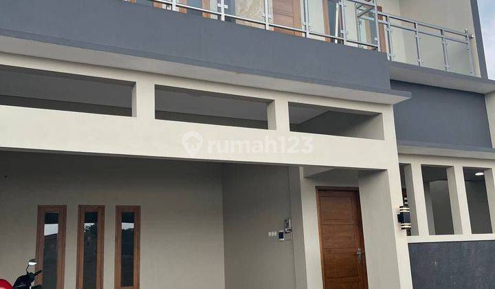 Rumah Minimalis 2 Lantai Siap Huni Dekat Rs Oen Solo Baru  1