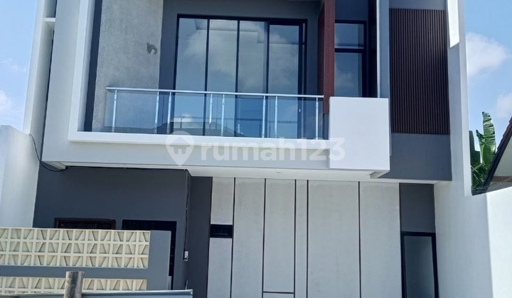 Scandinavian House Ready to Occupy Near Ramada Hotel Solo