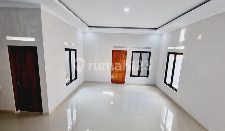 Minimalist 2-Story House Ready to Live In Near Manang Solo Baru 2